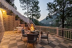 7BHK in Dharampur   Food Available  No AC required, Kasauli