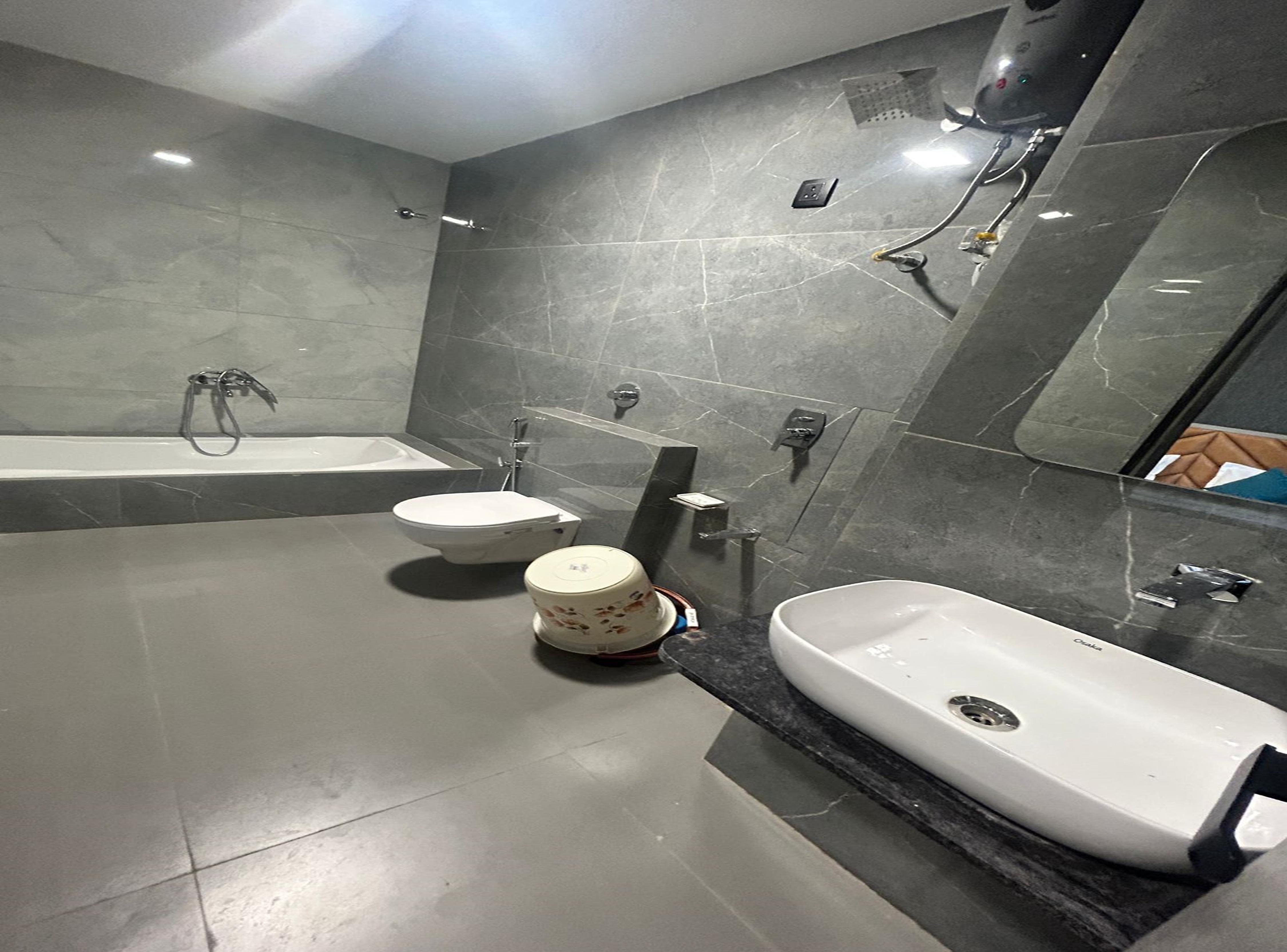 Hotel Sawariya Ahmedabad - Tap to explore photos