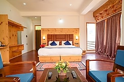 Paro Residency, Leh