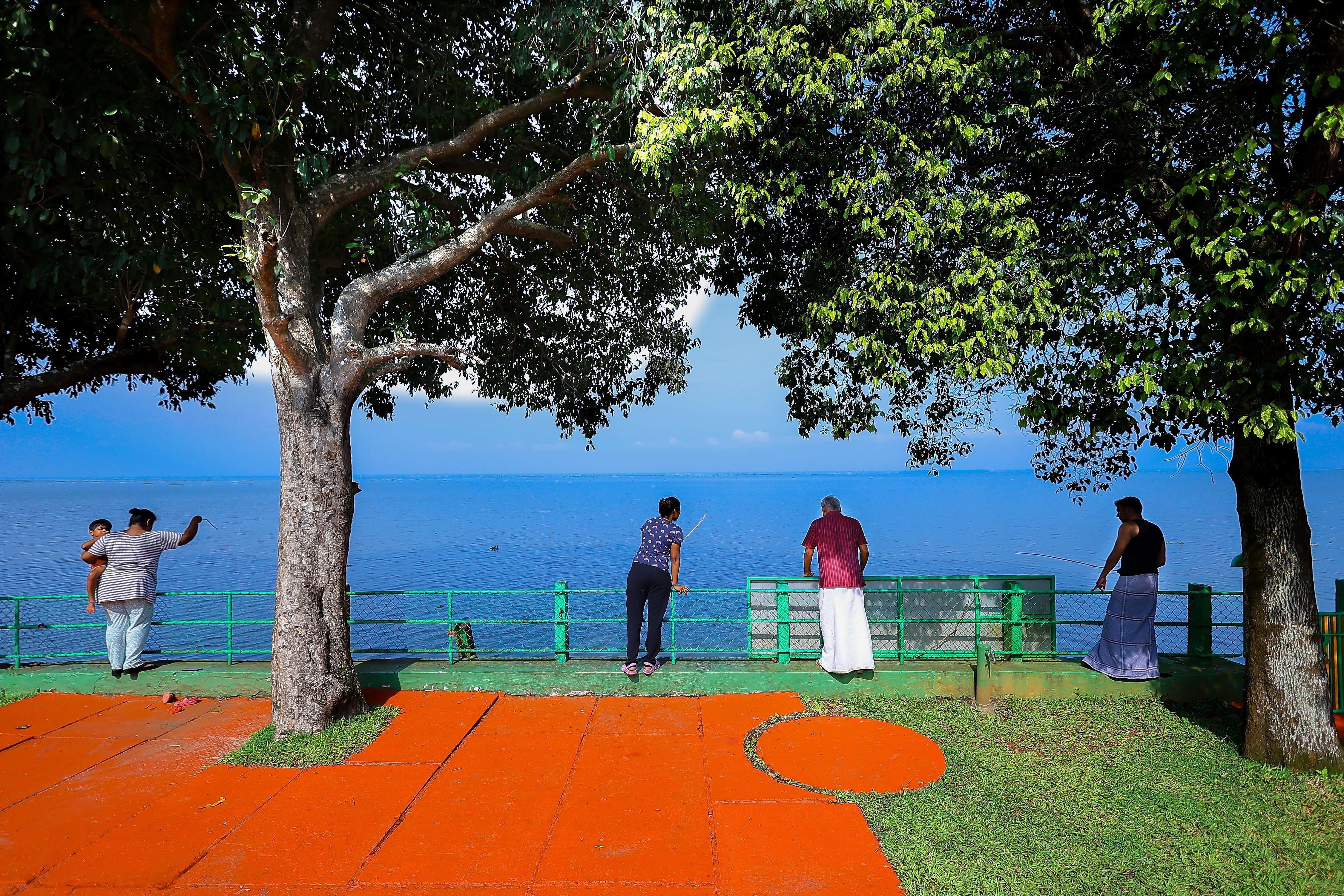ILLIKKALAM LAKESIDE COTTAGES Kumarakom Kerala - Tap to explore photos