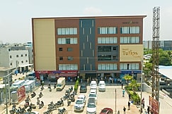 Hotel Tulips Grand, Hyderabad