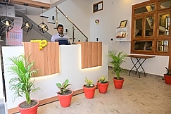 Shivam Palace Ayodhya / Ram Mandir Walking Distance, Ayodhya