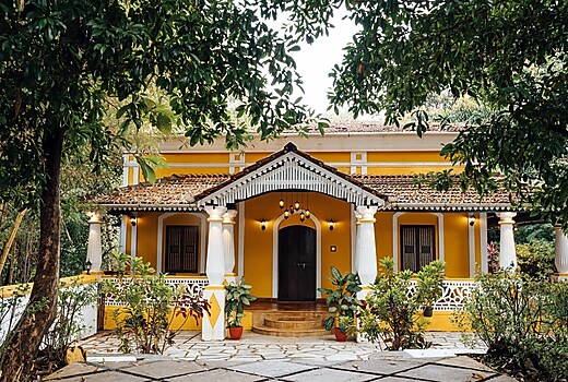 Stone Island Villa by Ebonystays