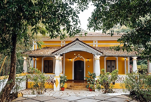 Stone Island Villa by Ebonystays