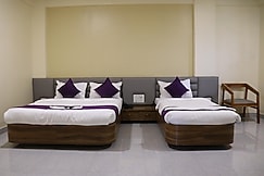 Mauli Hotel, Kolhapur