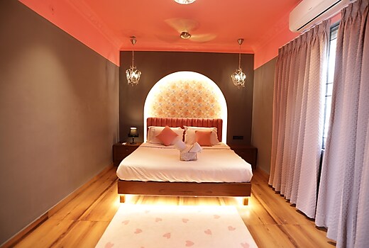 Ohstayz Juliet Vista | Romantic stay in Bangalore