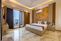 Hotel Baba's Inn - Near Medanta Hospital, Gurgaon