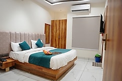 Hotel Venzaa Vijay Nagar, Indore