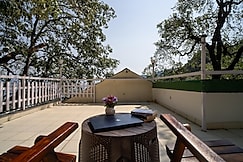 The White Umbrella Floors, Mussoorie