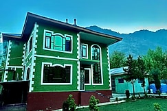 Ussam Home Stay, Srinagar