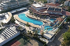 Crystal Paraiso Verde, Kas