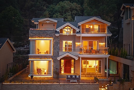 ELIVAAS prive The Royce Rose |Luxe Villa with Pool, Jacuzzi & Steam Room
