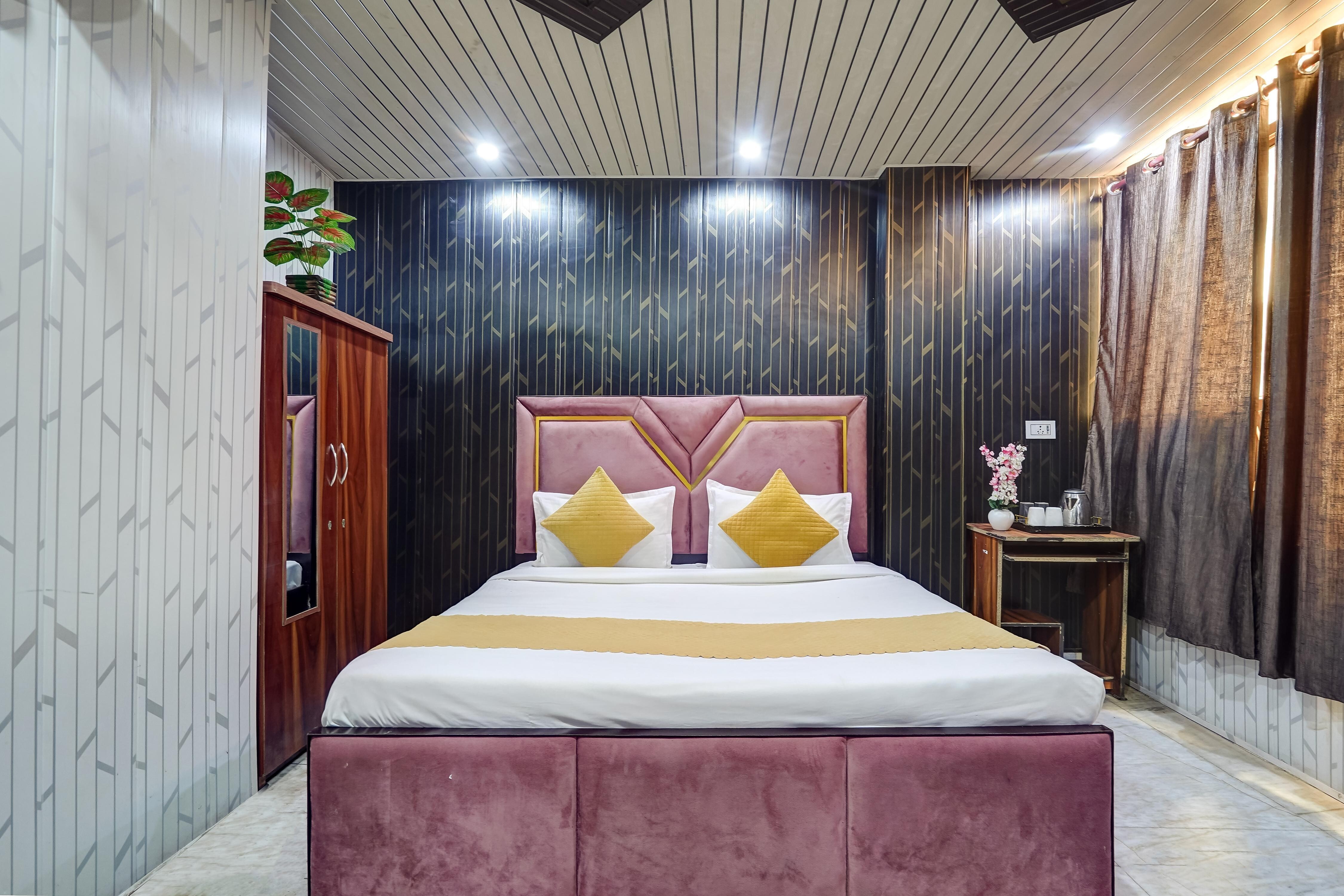 Hotel Anvit Residency - Tap to explore photos