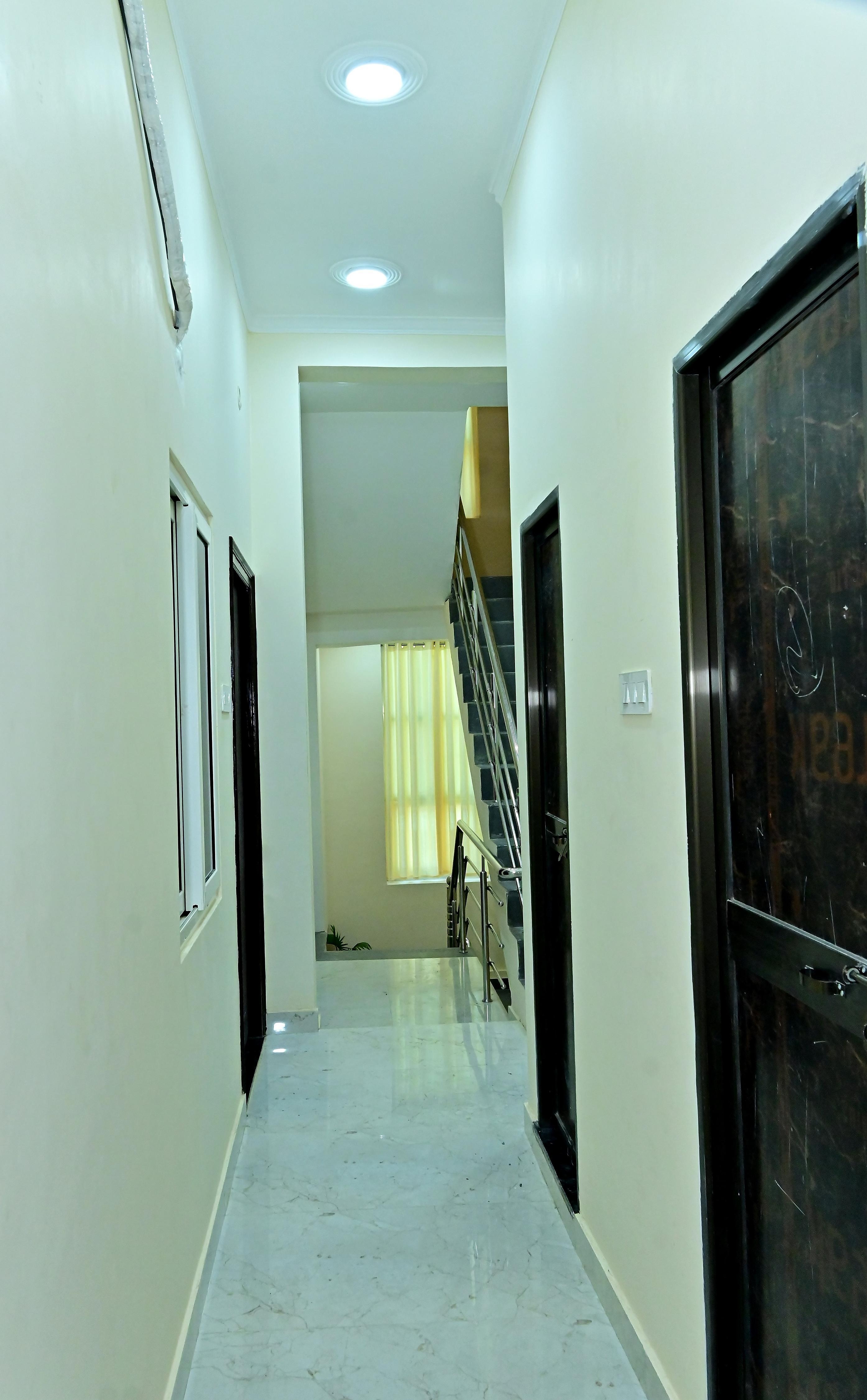 The Sunrise Ayodhya Guest House/Home Stay - Tap to explore photos
