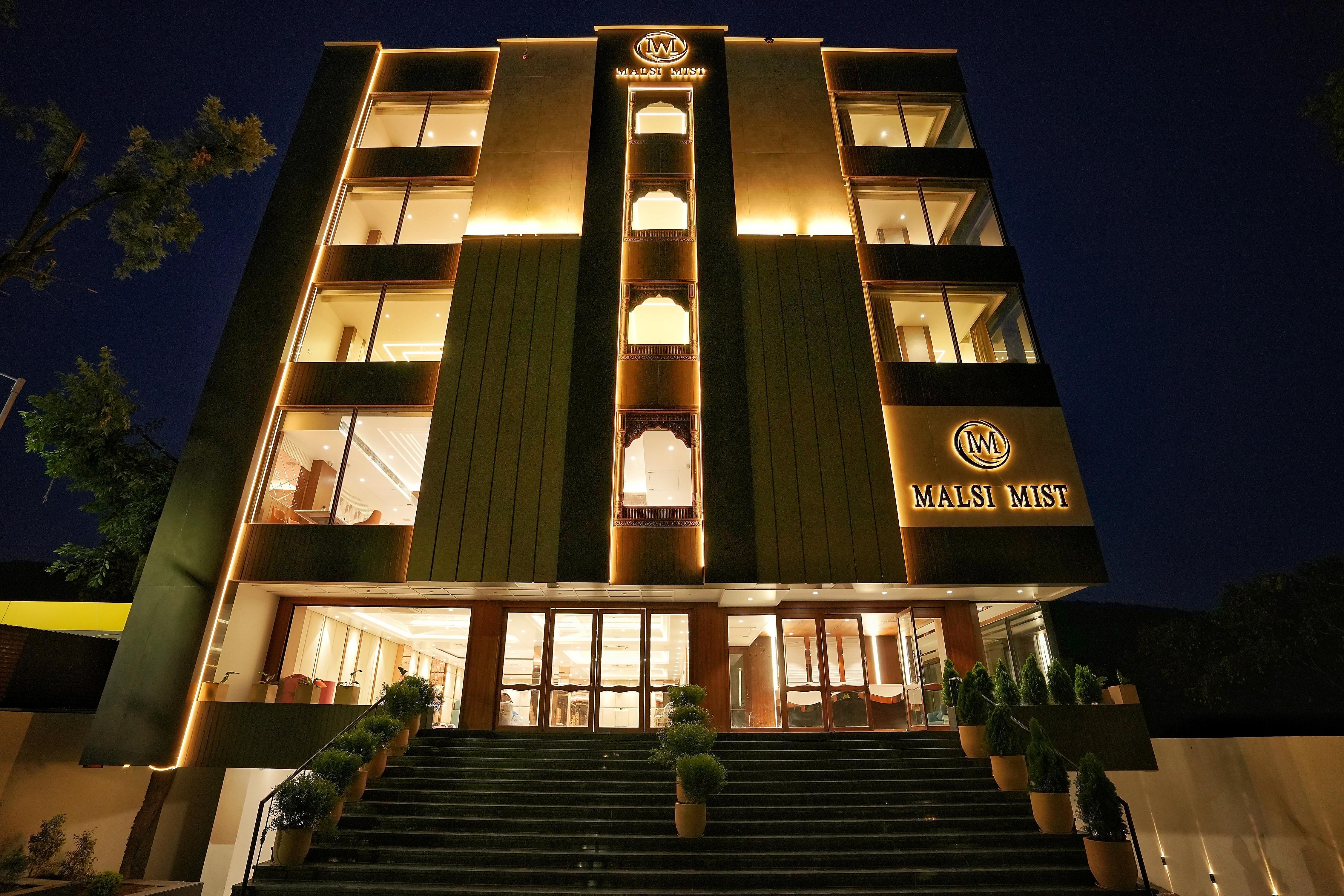 Hotel Malsi Mist - Tap to explore photos