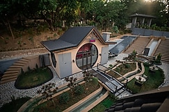 AFSAANA BY SCOOTERS, Dalhousie