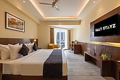 Saltstayz Premier - Manesar & Sector 86, Manesar