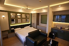 24 Luxe | DLF My Pad, Lucknow