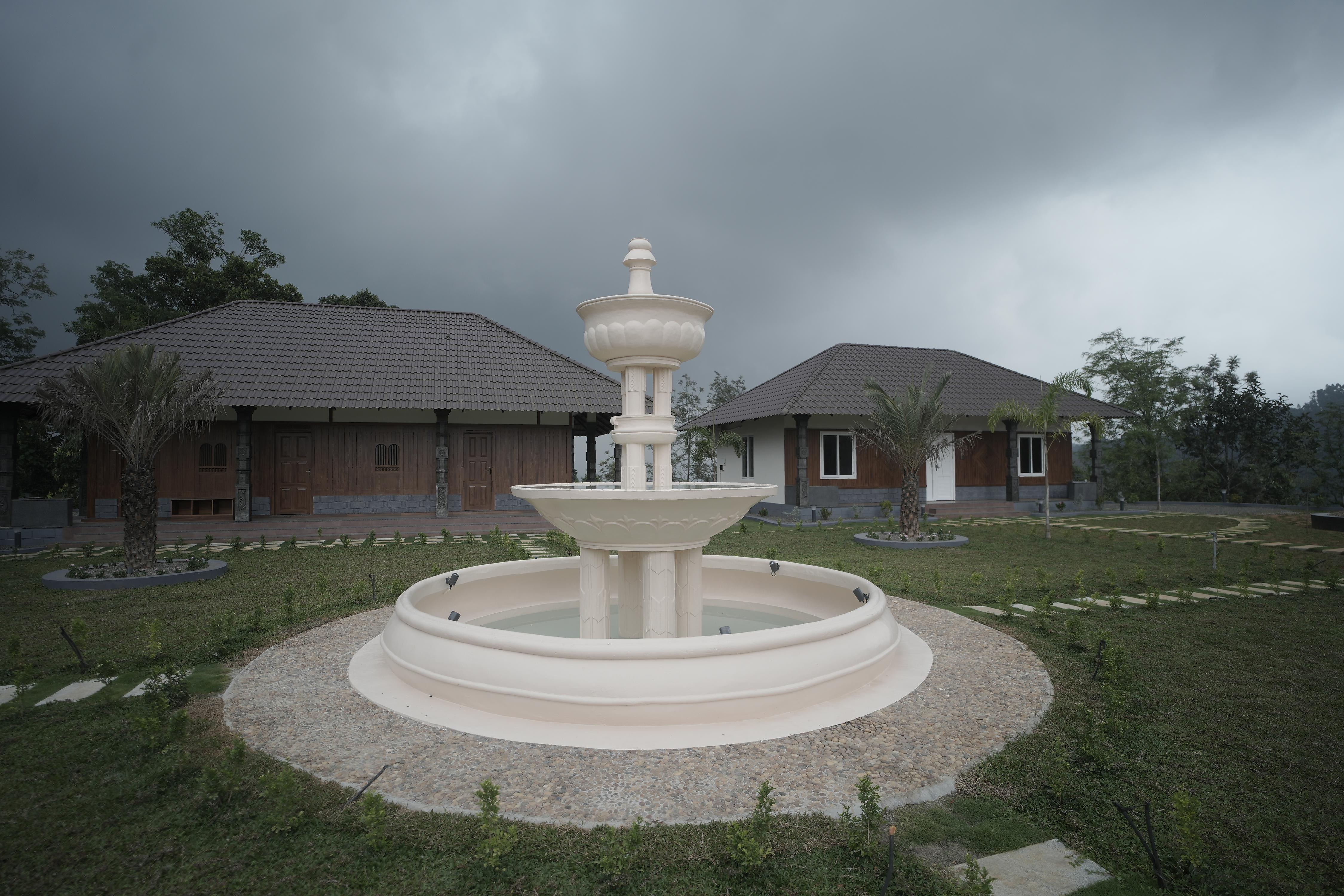 KALLARACKAL HILL VIEW COTTAGES - Tap to explore photos
