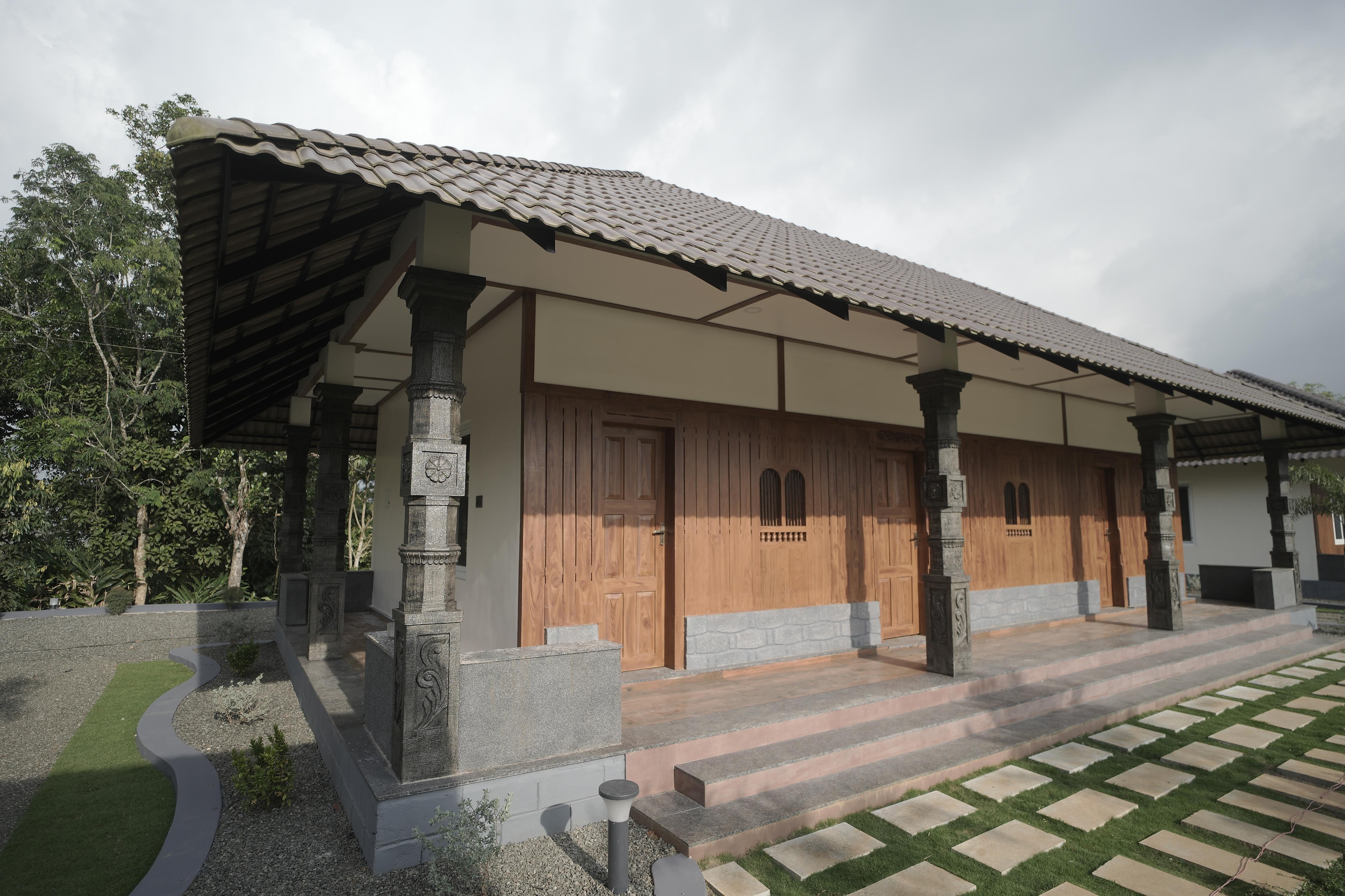 KALLARACKAL HILL VIEW COTTAGES - Tap to explore photos