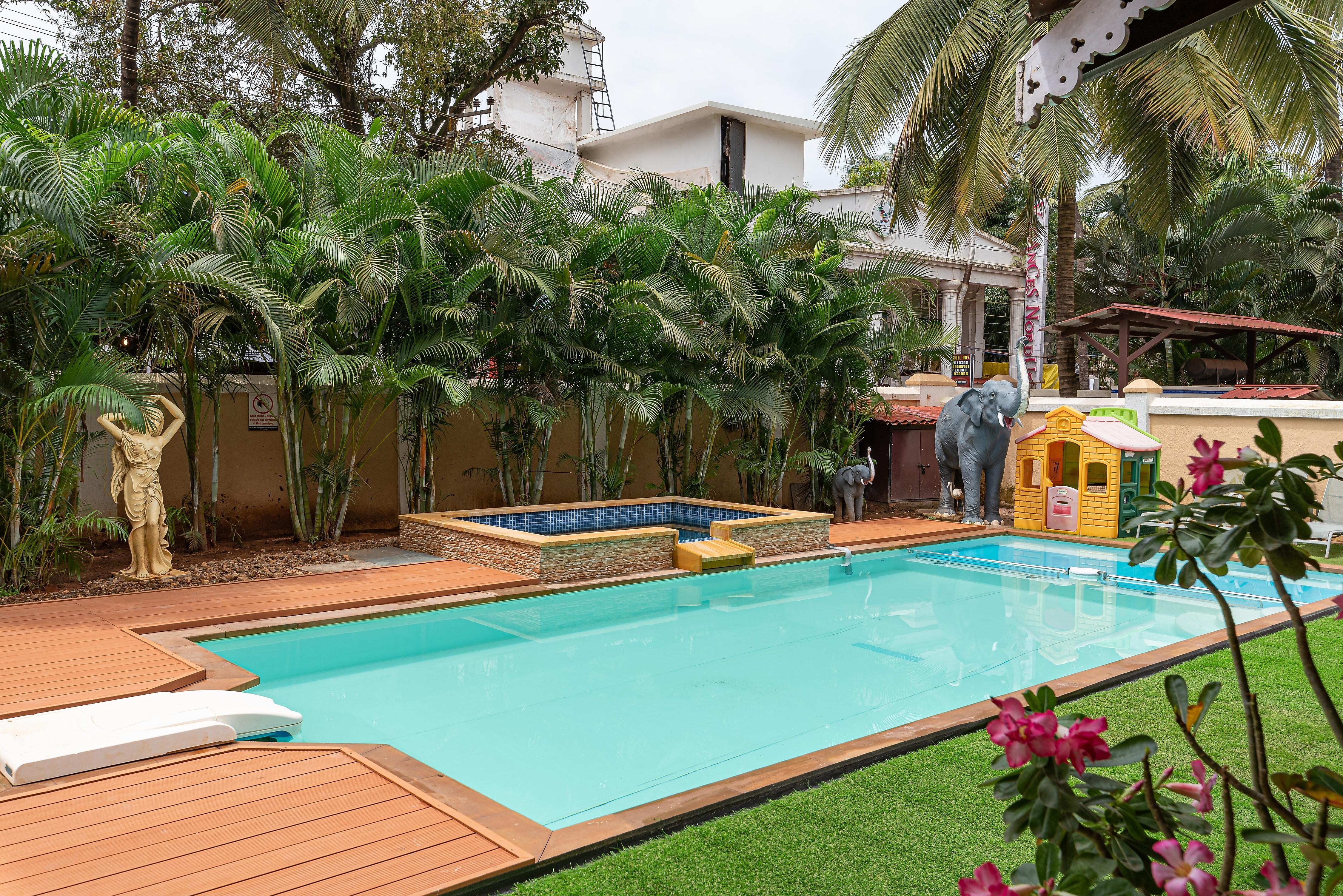Luxury 6BHK Beach Villa | Pvt Pool, Jacuzzi & Party Room - Tap to explore photos