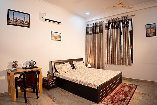 Your Peaceful Retreat | Near Janeshwar Park