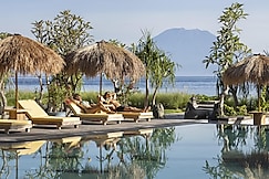 Seven Dreams A Pramana Experience, Bali