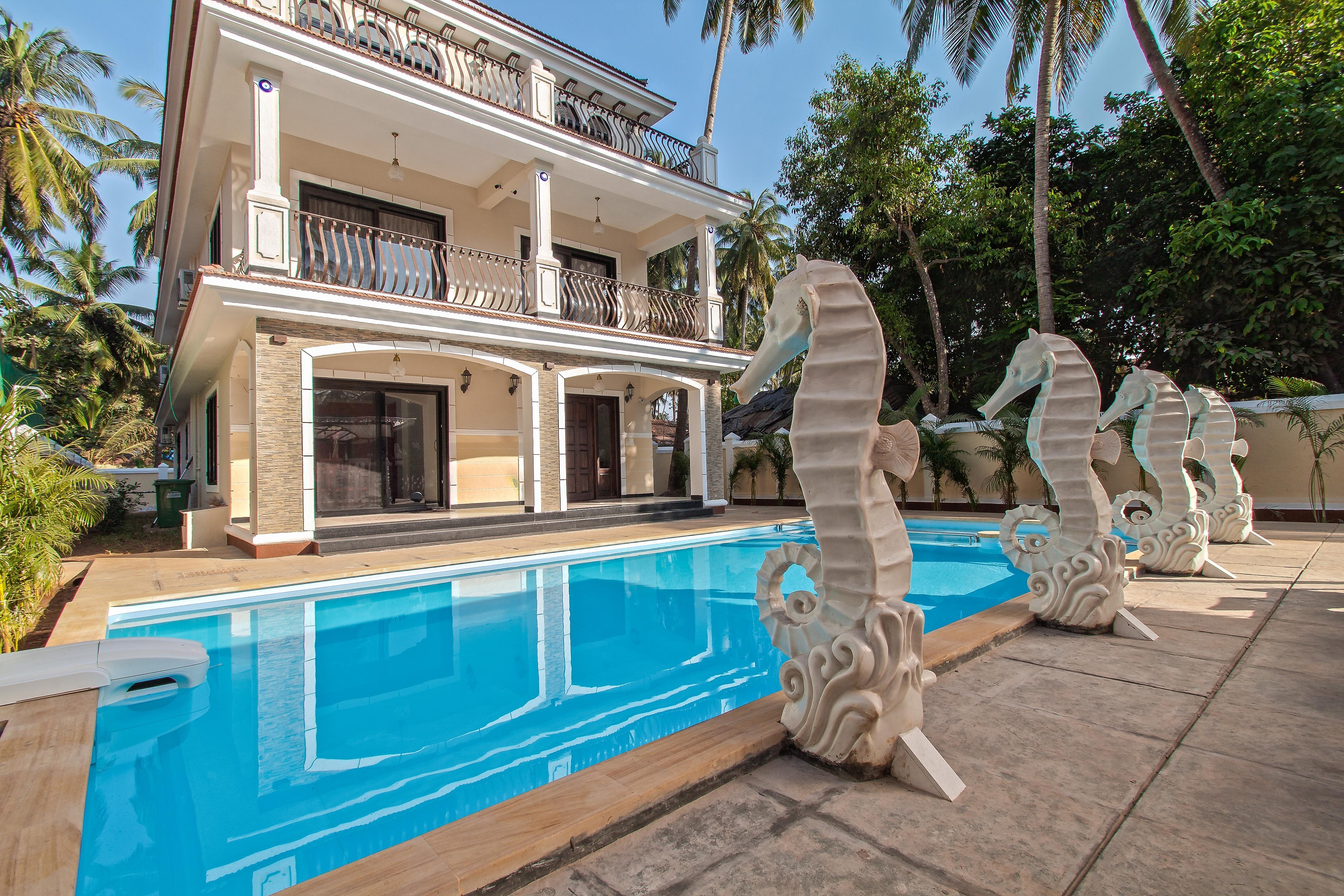 Spacious 7BHK Villa | 700m from Beach | kids zone & Pvt Pool  - Tap to explore photos