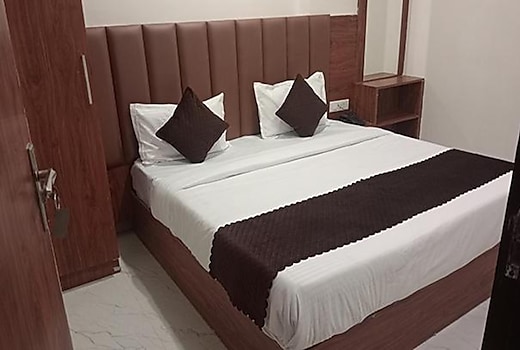 FabHotel Shaurya Inn I - 400m from Golden temple