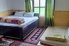 Lake view Gonpo homestay, Spiti