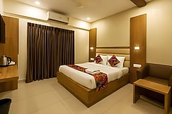 Hotel Rotano Garden, Bangalore