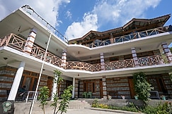The Skyline Retreat, Manali