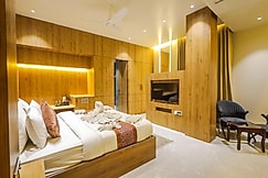 Shri Damodar Dham, Vrindavan