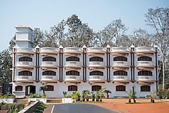 Hotel Holiday Village, Goa