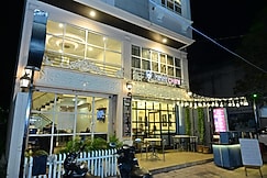 Wishotel Xpress Silver Sky, Indore