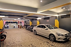 The ARL Hotels & Banquets, Patna