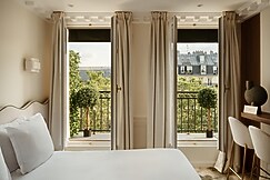 Leon Hotel-Pigalle/Suite-53 with balcony, Paris