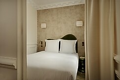 Leon Hotel-Pigalle/Suite-54, Paris