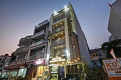 Hotel Amazing House Sec 11 Near DTU University, Delhi