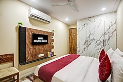 Hotel Amazing House Sec 11 Near DTU University, Delhi