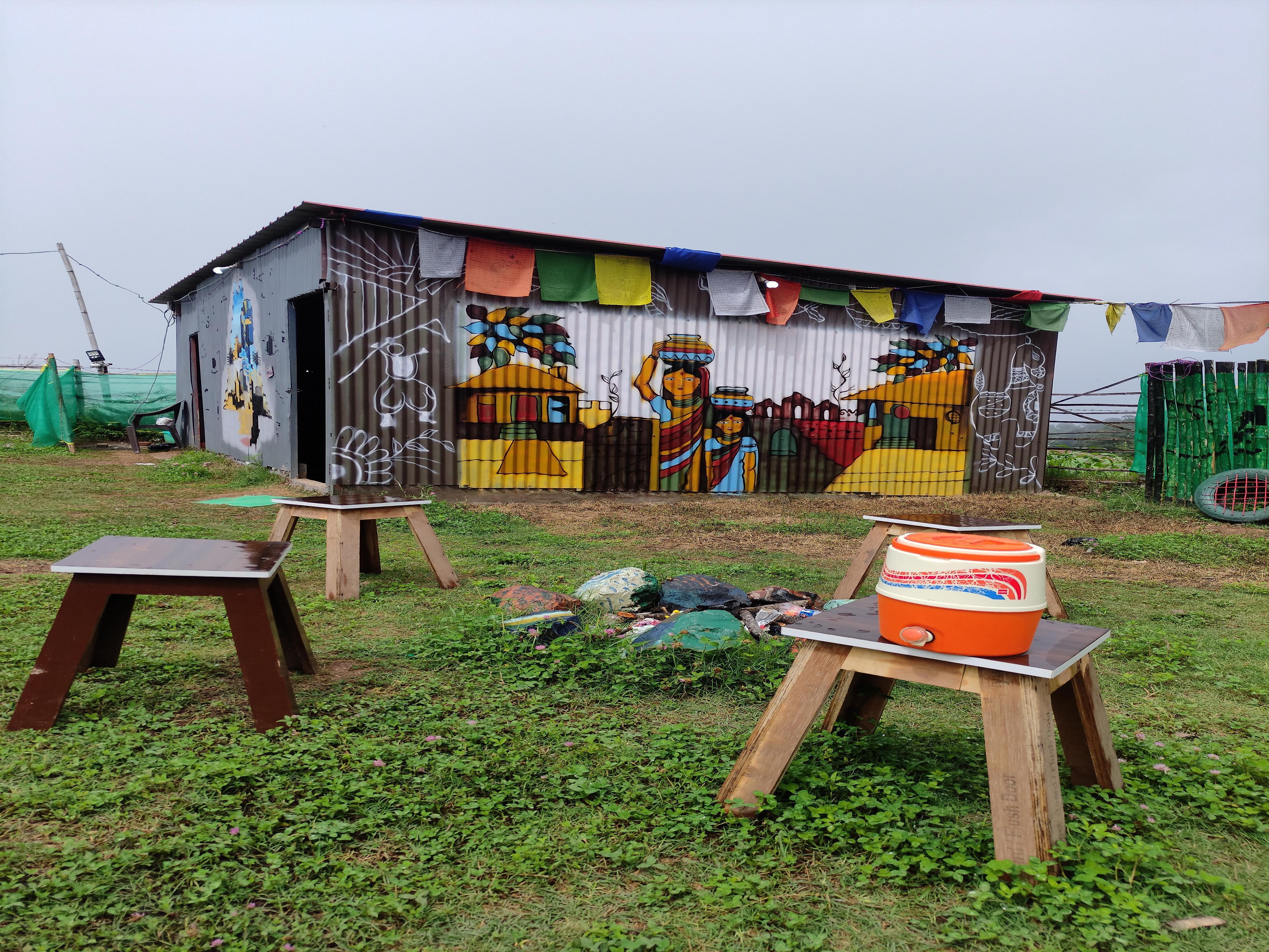 Villagers Camping and Cafe - Tap to explore photos