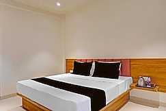 Hotel O Relax Inn Executive, Pune