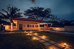 Serene slopes - Private pool villa