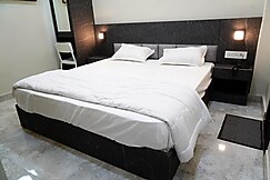 GG STAY INN, Varanasi