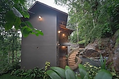Alaya Stays Panchavadi Farm Stay | Forest Resort With Tree Houses & Natural Pool, Thekkady