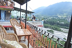 Cafe babushka, Manali