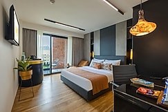 Hotel Limon Millennium City Centre Sector 45, Gurgaon