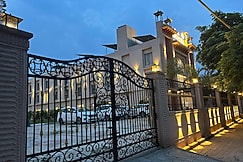 Anandi Bhawan by Pandora, Vrindavan, Vrindavan