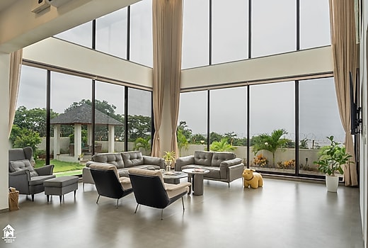 Amoda 4 BHK by Soumils Stays