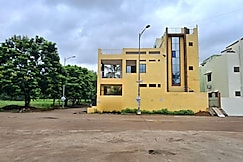 Shivay ( Pili Kothi ) Guesthouse naya raipur, Raipur, Chhattisgarh